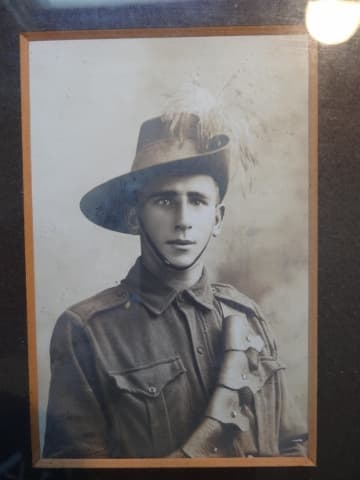 Thomas Hayward ROSE photograph 3