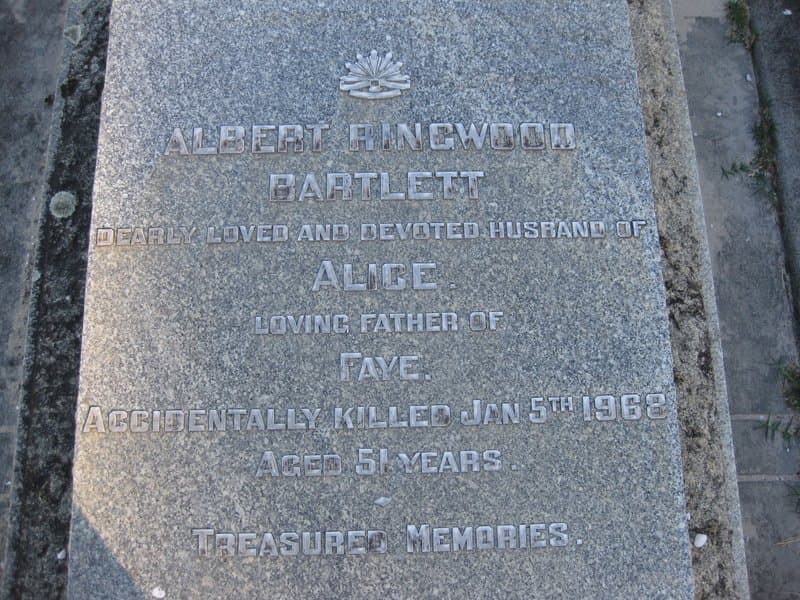 Albert Ringwood BARTLETT gravestone photograph 1