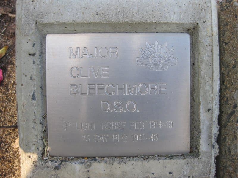 Clive BLEECHMORE gravestone photograph 2