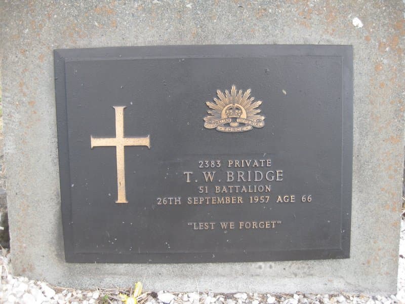 Thomas William BRIDGE gravestone photograph 1