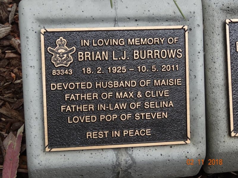 Brian Lewis James BURROWS gravestone photograph 1