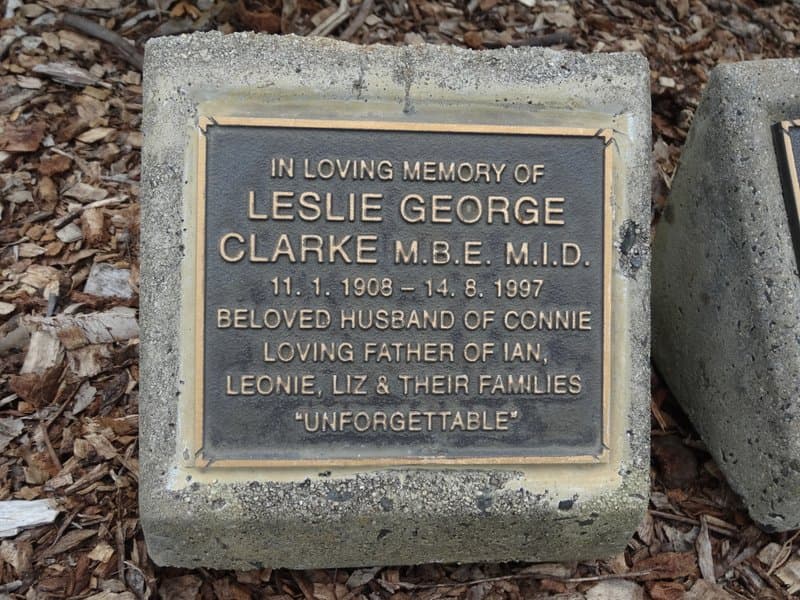 Leslie George CLARKE gravestone photograph 1