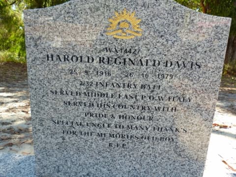 Harold Reginald DAVIS gravestone photograph 5