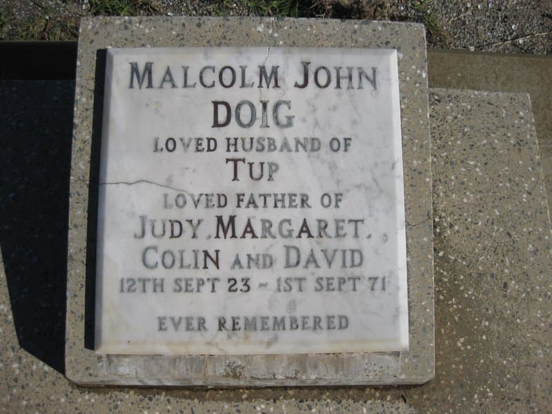 Malcolm John DOIG gravestone photograph 1