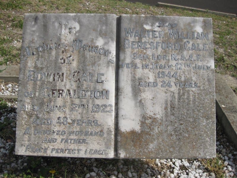 Walter William Beresford GALE gravestone photograph 1