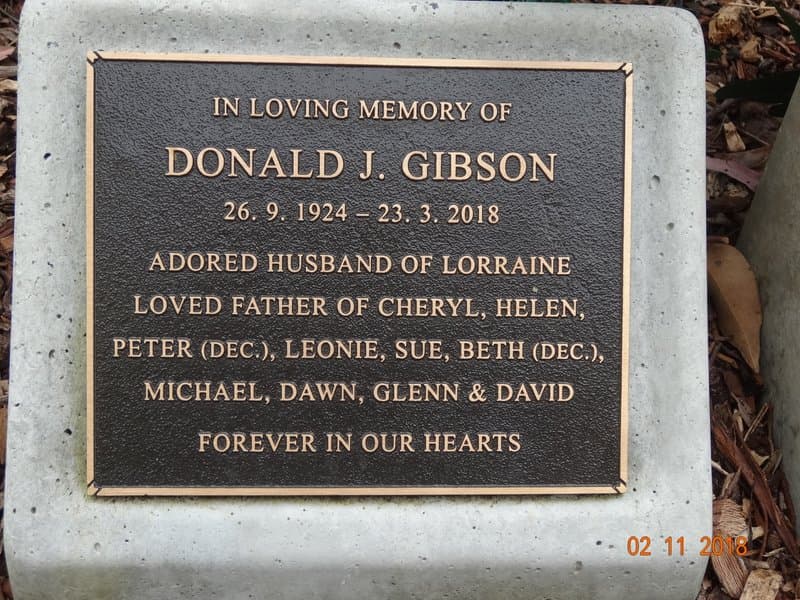 Donald John GIBSON gravestone photograph 1