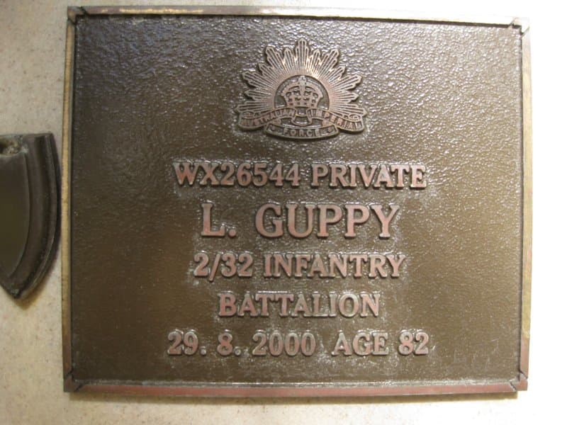 Leonard Roy GUPPY gravestone photograph 1