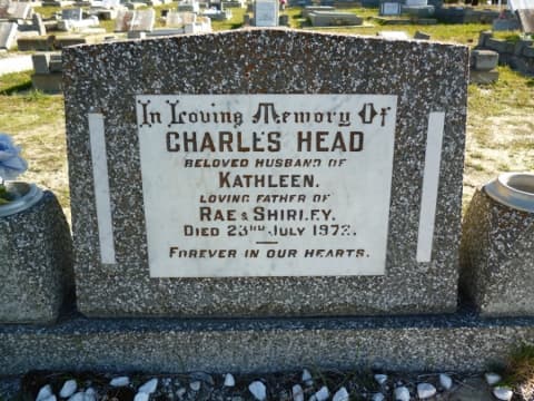 Charles Leynard Roy HEAD gravestone photograph 1