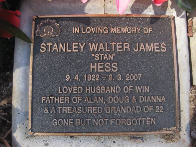 Stanley Walter James HESS gravestone photograph 1