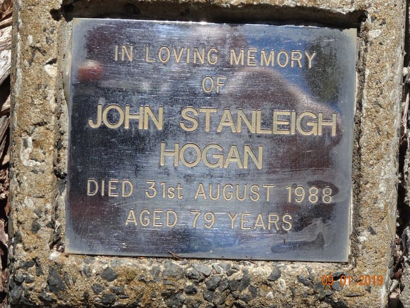 John Stanley HOGAN gravestone photograph 1