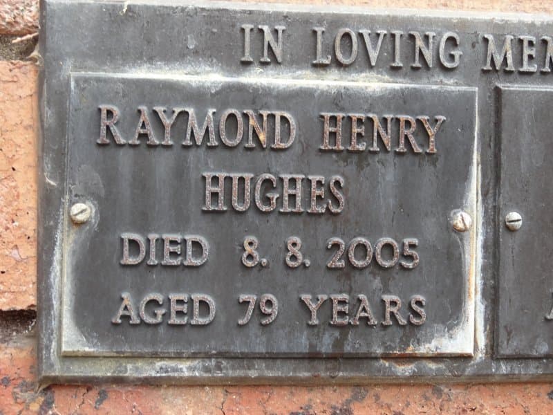Raymond Henry HUGHES gravestone photograph 1