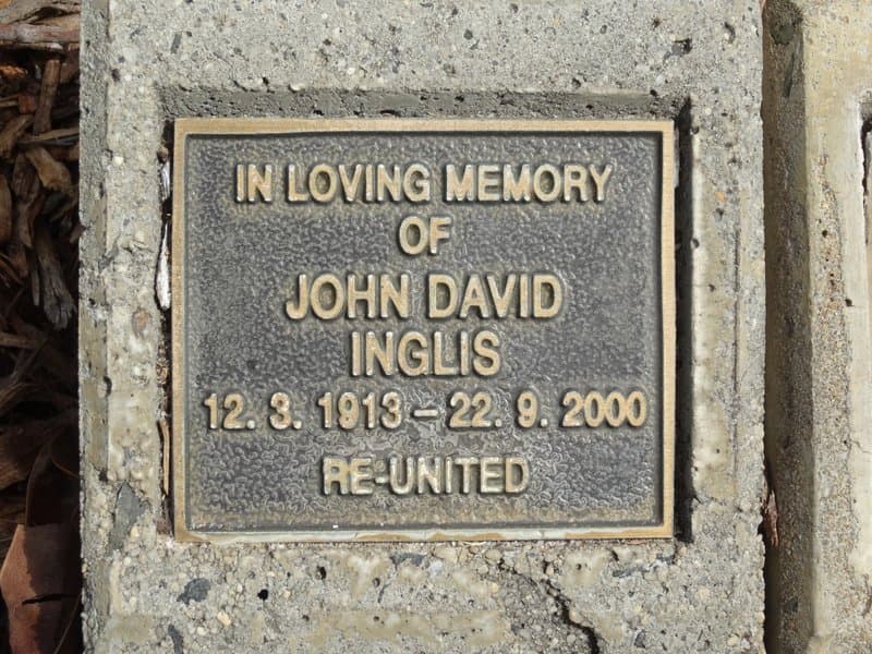 John David INGLIS gravestone photograph 1