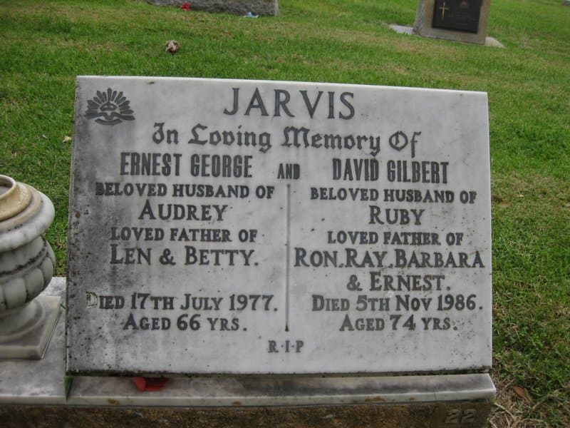 Ernest George JARVIS gravestone photograph 1