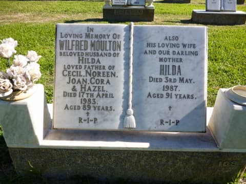 Wilfred Alexander MOULTON gravestone photograph 1