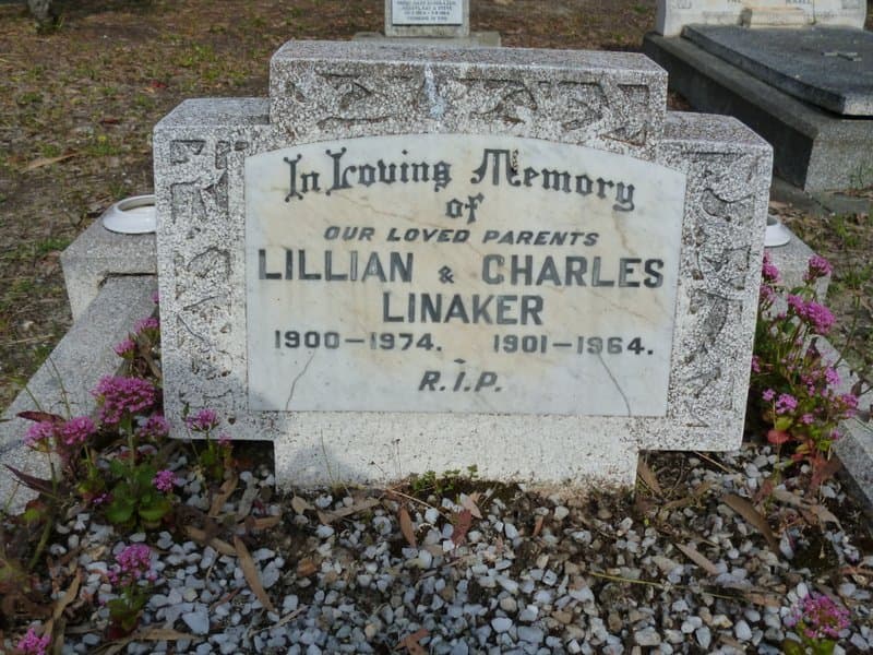Francis Goulburn MOURITZ gravestone photograph 1