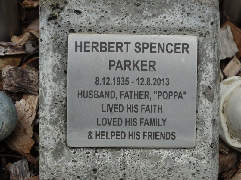 Herbert Spencer PARKER gravestone photograph 1
