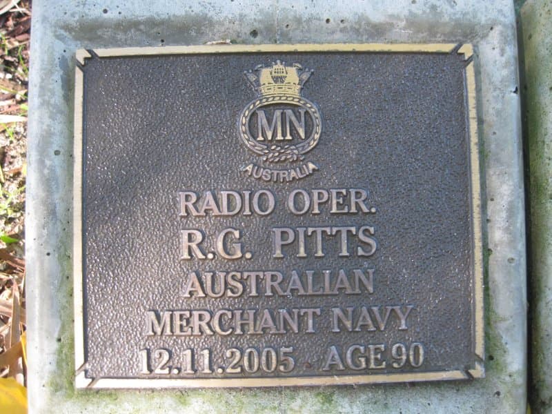 Reginald Graham PITTS gravestone photograph 1