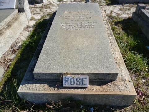 Thomas Hayward ROSE gravestone photograph 1
