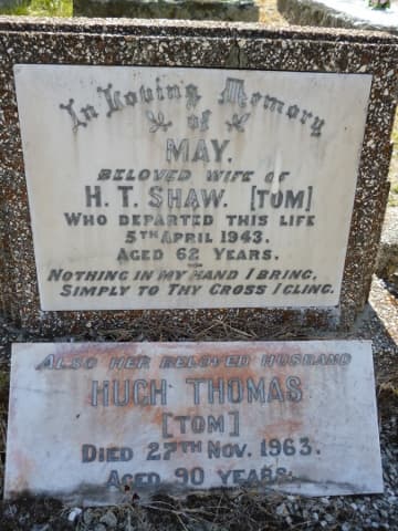 Hugh Thomas SHAW gravestone photograph 1