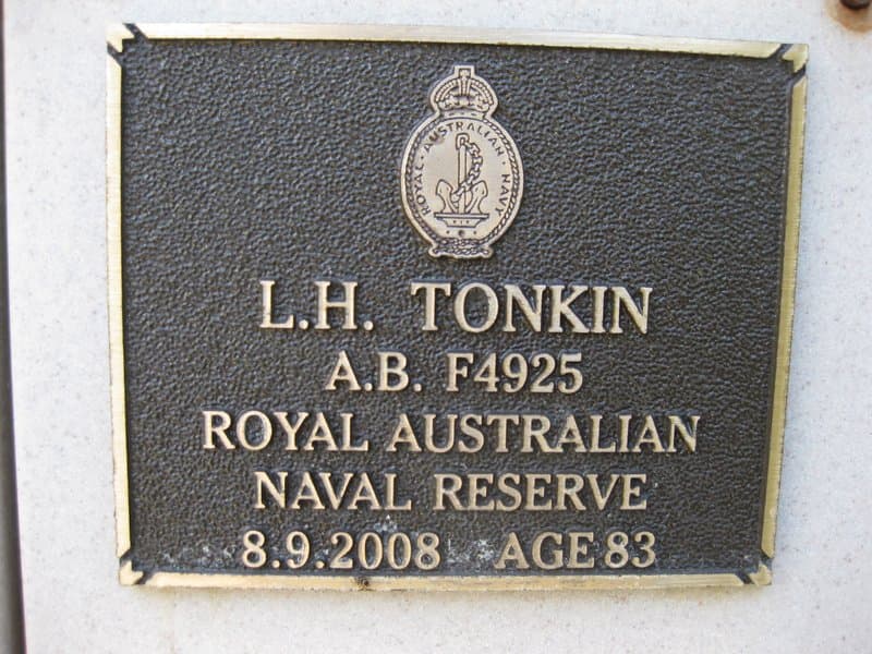Leo Henry TONKIN gravestone photograph 1