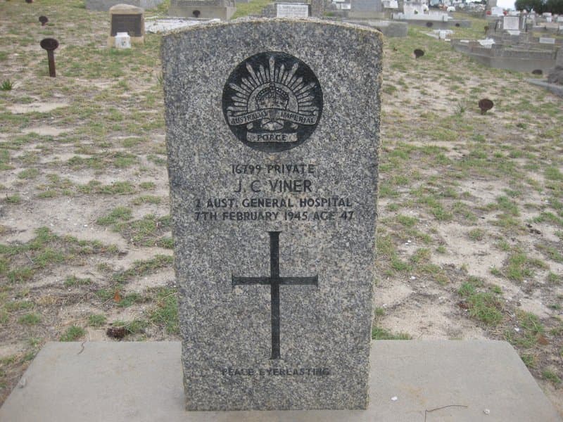 John Cecil VINER gravestone photograph 1