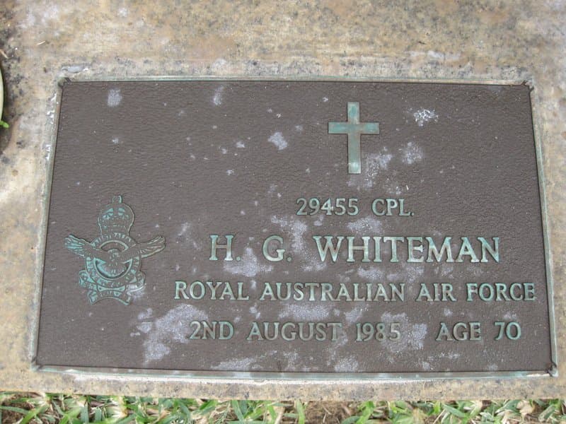 Harold Gladstone WHITEMAN gravestone photograph 1