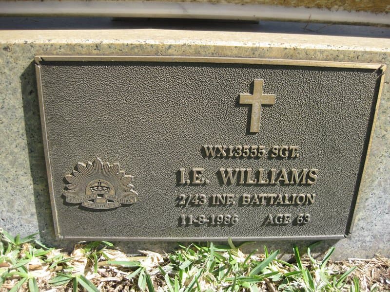 Ivar Edward WILLIAMS gravestone photograph 1