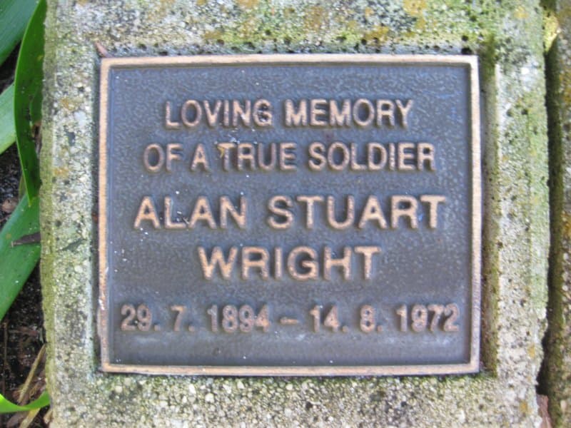 Allan Stuart WRIGHT gravestone photograph 1